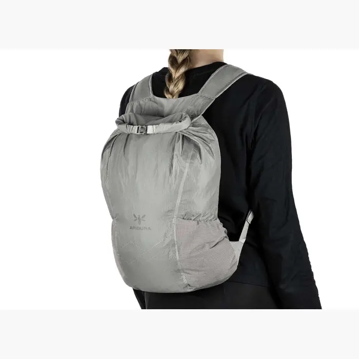 apidura-packable-backpack-13l-on-body-2