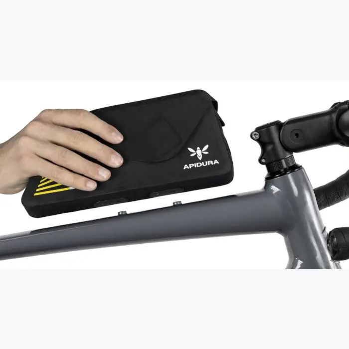 apidura racing bolt on top tube pack 1l 2