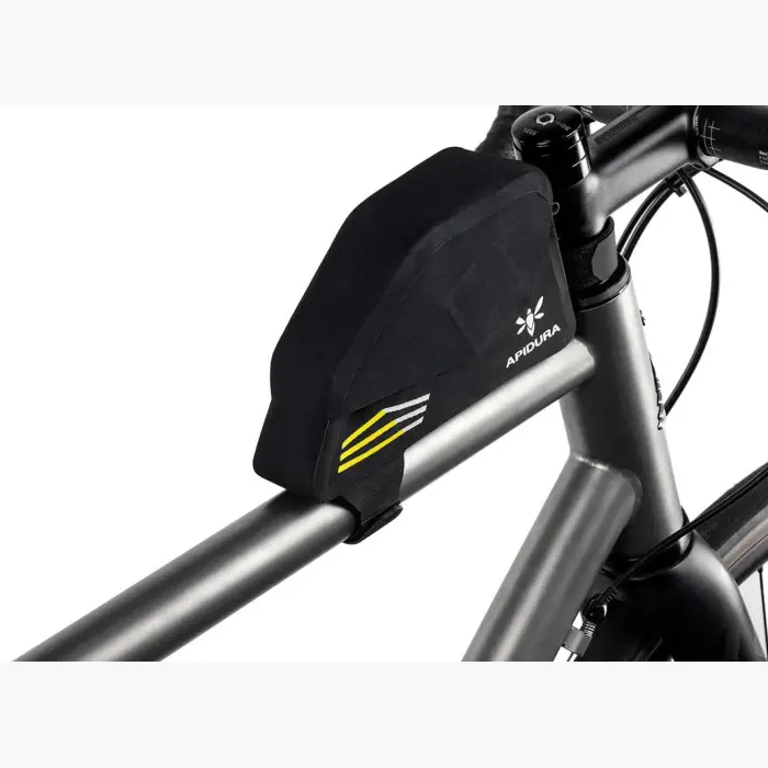 apidura-racing-top-tube-pack-0.7l-on-bike-2