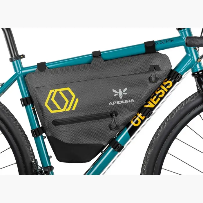 apidura-expedition-full-frame-pack-6l-on-bike