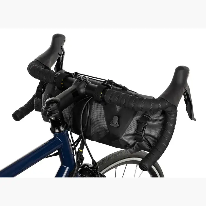 apidura expedition handlebar pack 9l on bike